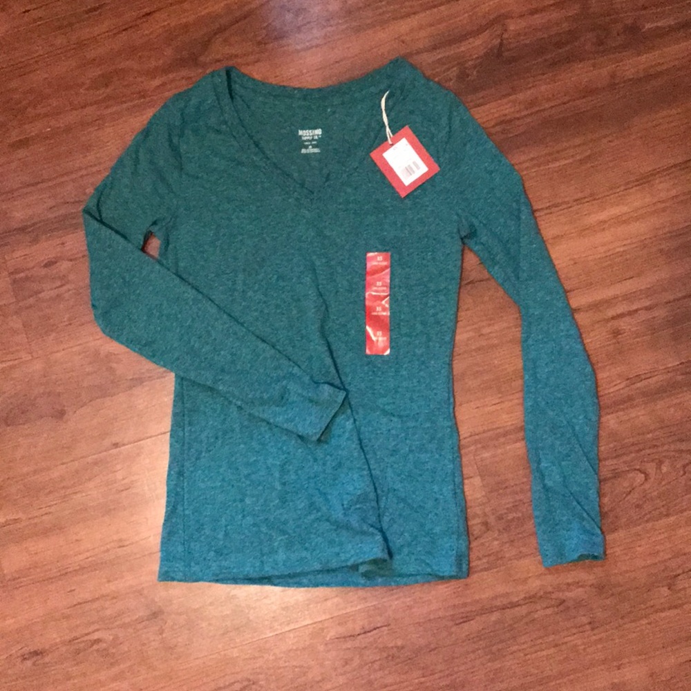 NWT Forest green long sleeves shirt